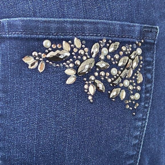 GUESS‎ Brittney Skinny Jeans with Gem Detail - Picture 9 of 15